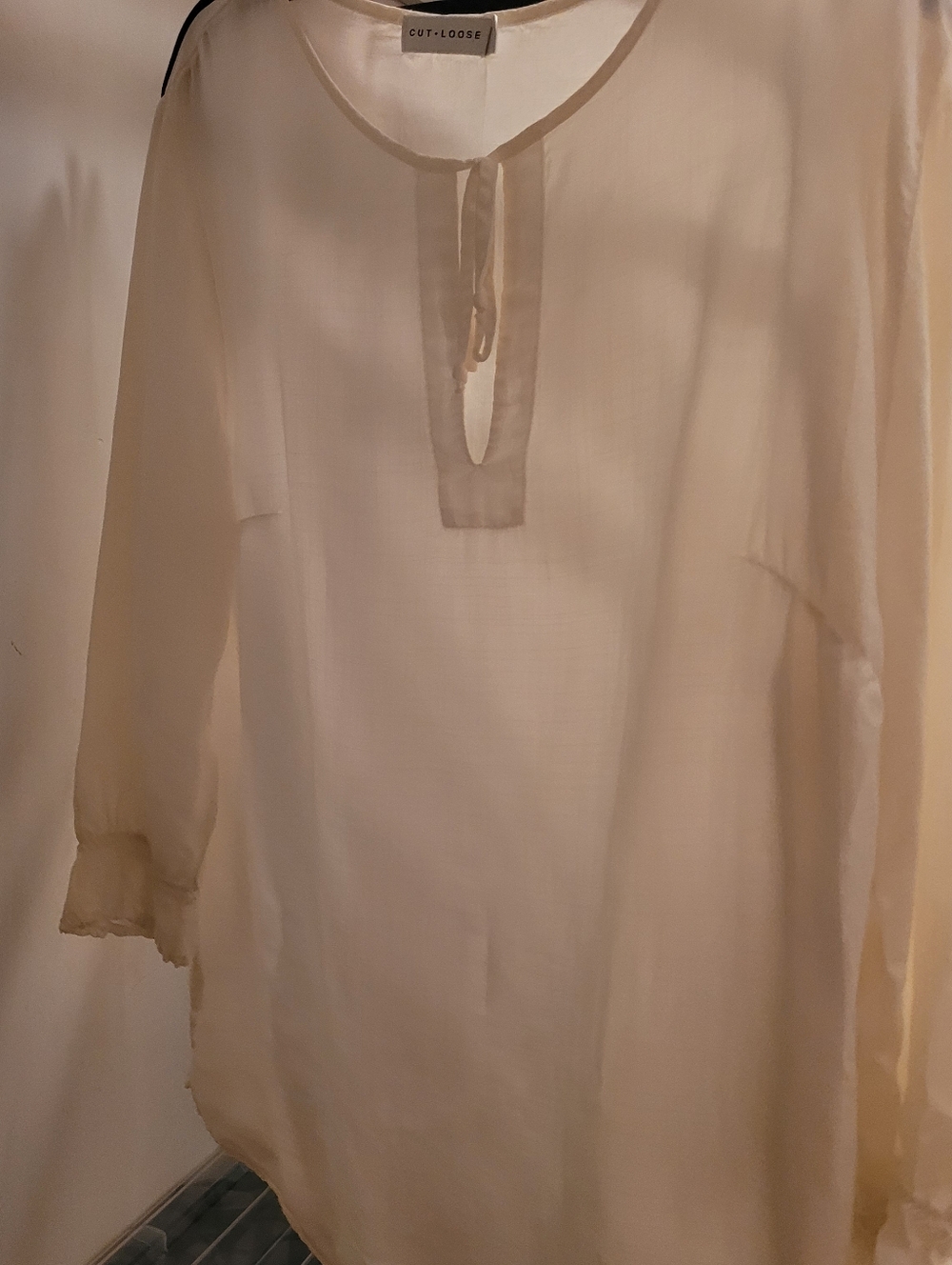 Cut Loose M Oversized Lightweight Cream Peasant Blouse - Picture 2 of 10